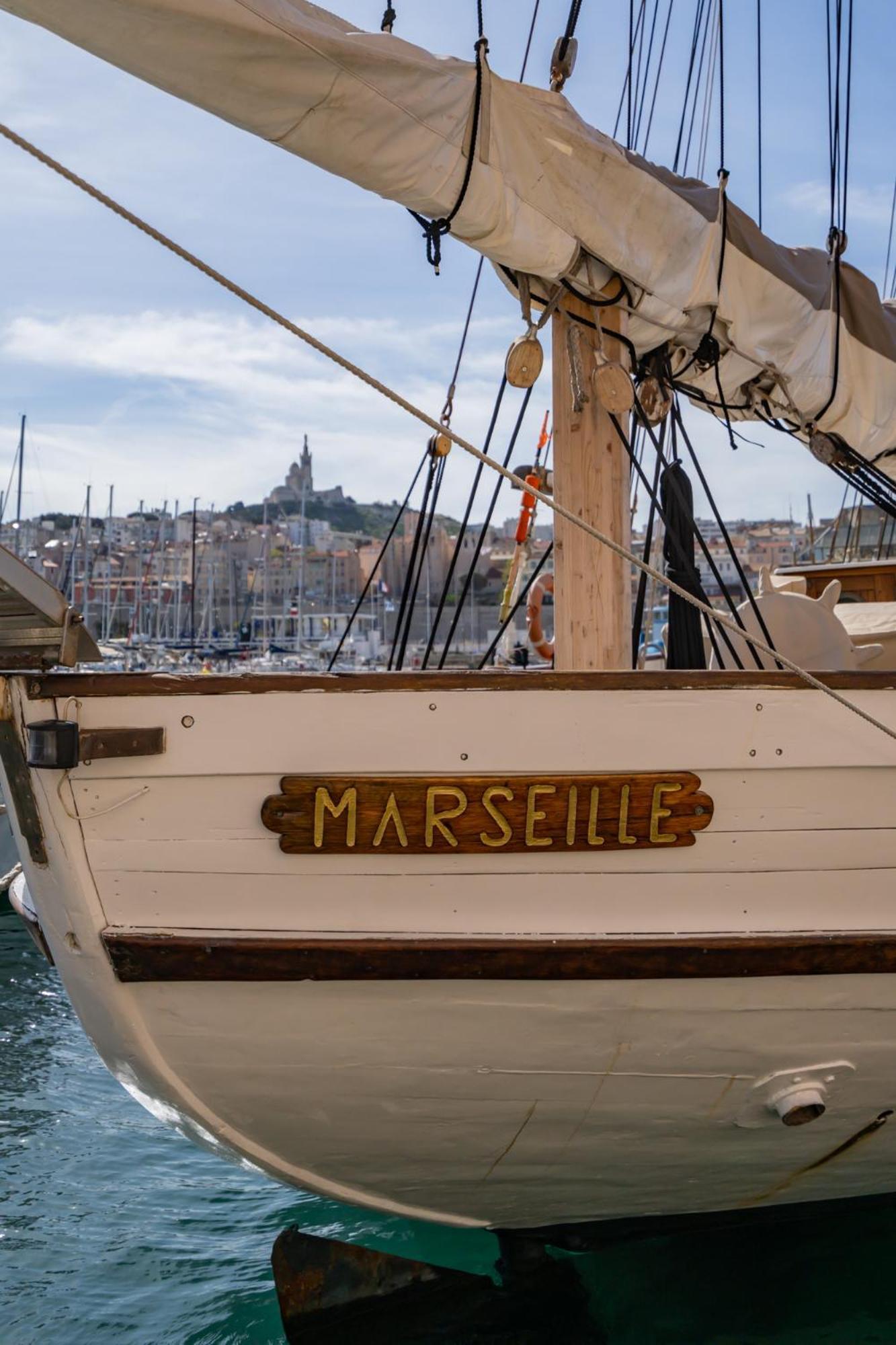 La Pitcholine, Studio Avec Balcon Au Vieux Port Marseille Bagian luar foto